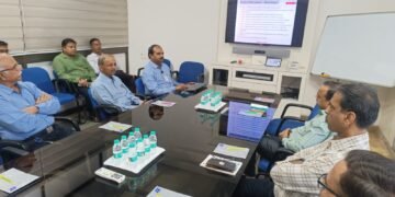 DRM ભાવનગરની Nirma Limitedના પ્રતિનિધિઓ સાથે બેઠક, મહુવામાં સિમેન્ટ લોડિંગ શરૂ કરવા અને માલ પરિવહન વ…