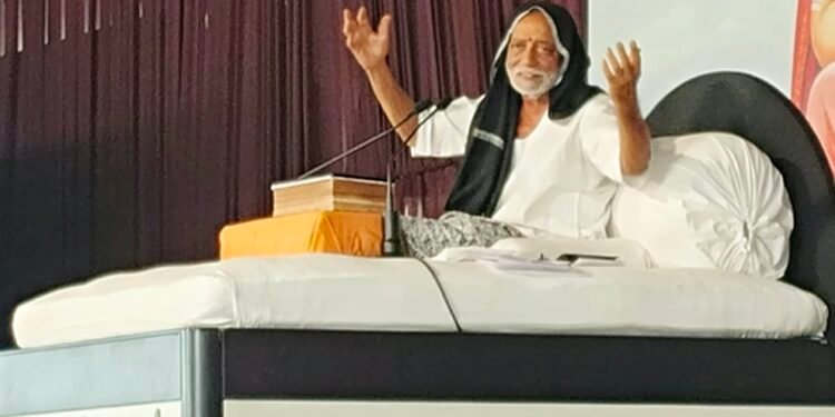 સત્ય સમાન કોઈ ધર્મ નથી – શ્રી મોરારિબાપુ