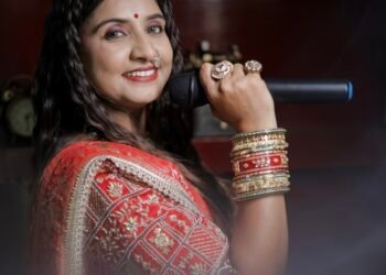 શ્રી હિન્દૂ સભા S D M Tempel Jinja Uganda ખાતે પરંપરાગત નવરાત્રી નું આયોજન જેમાં લોકગાયકા નિશુંબા ગઢ…